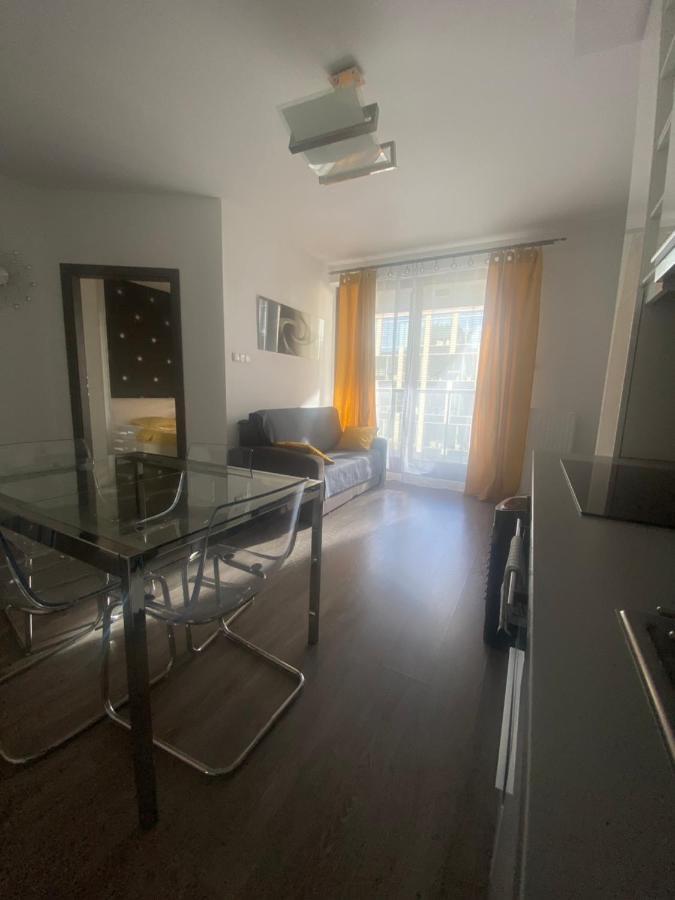 Grzybowska Residence Inter-Apartments Warschau Exterior foto